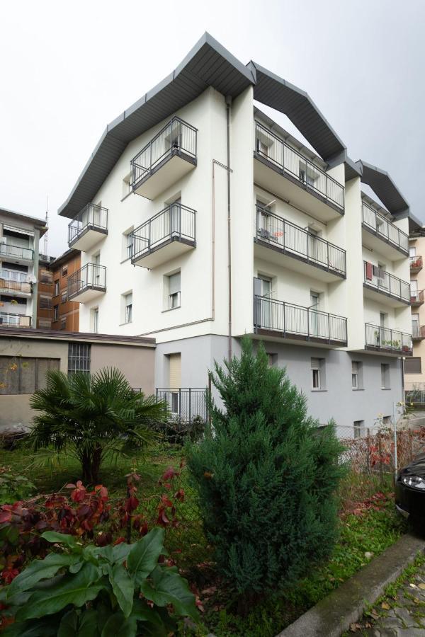 Casa Vacanze Valeria Sondrio Eksteriør bilde