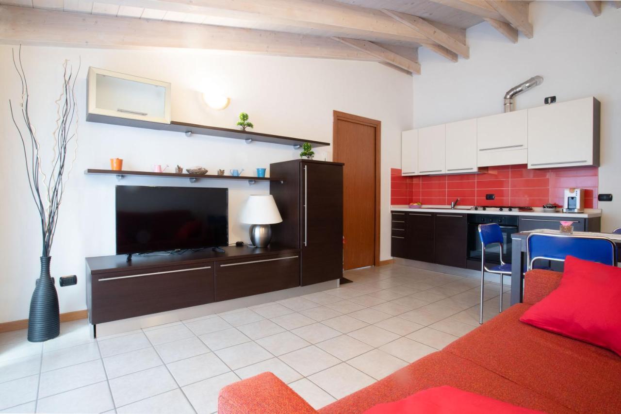 Casa Vacanze Valeria Sondrio Eksteriør bilde